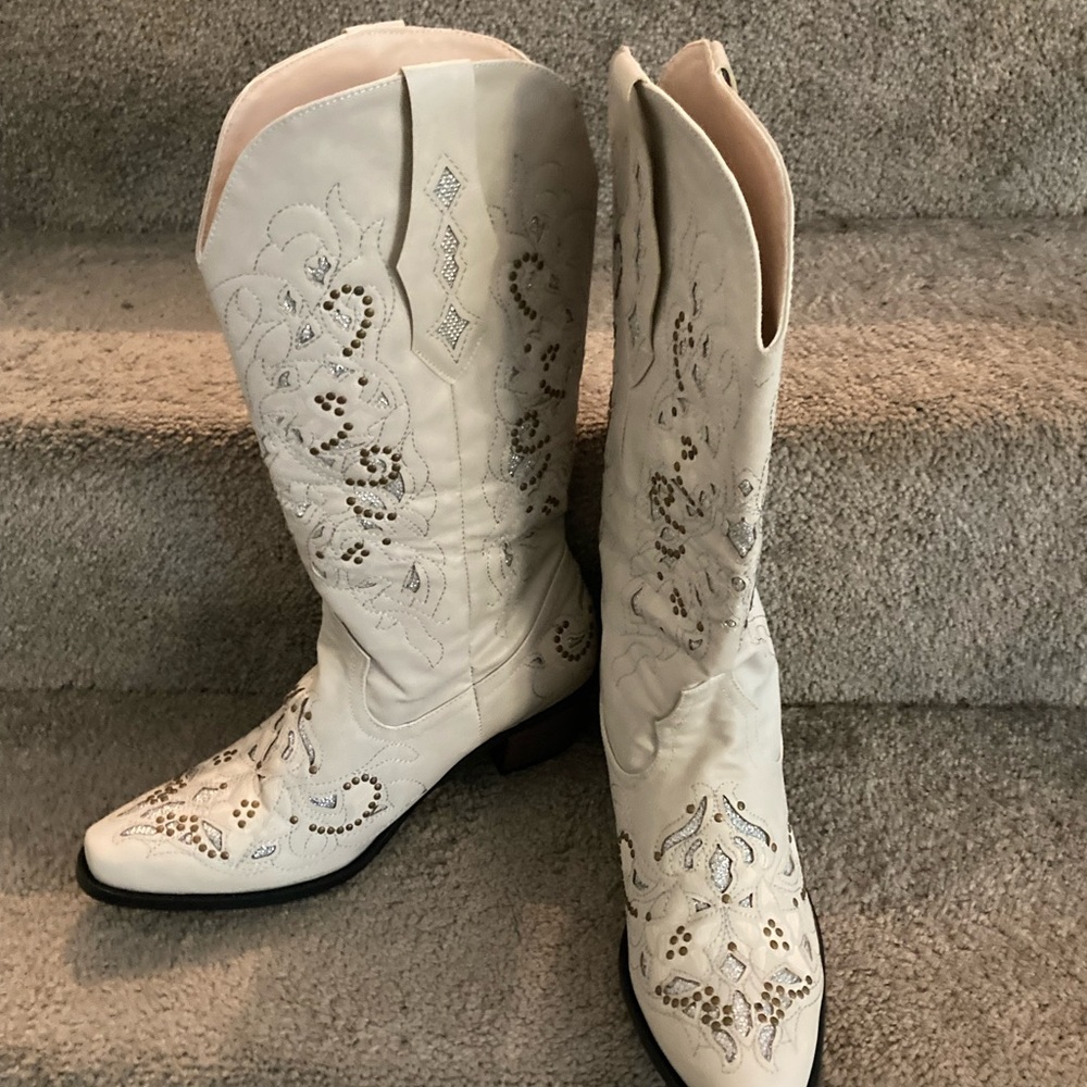 Cowboy Boots Faux Leather NWOB